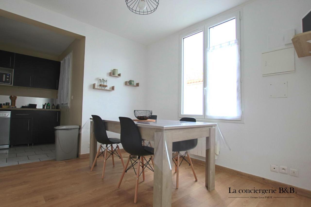 רושפור Townhouse Near The Thermal Baths La Rochelle And The Ile D'Oleron מראה חיצוני תמונה